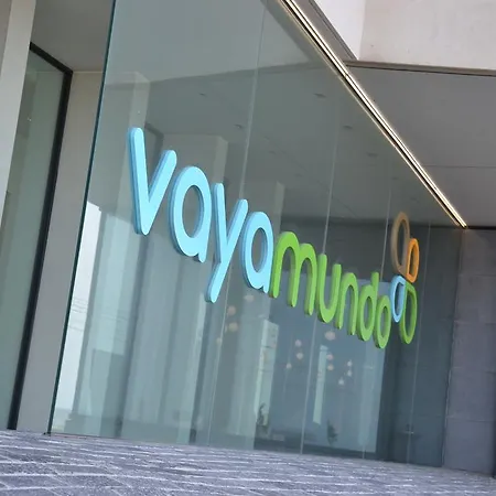 Vayamundo מלון 3*