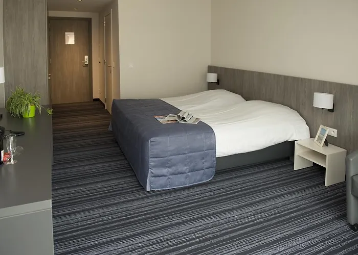 Отель Vayamundo